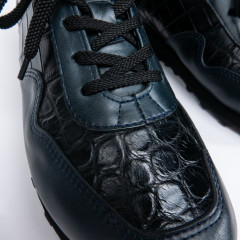 Кроссовки Code