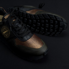 Кроссовки Code