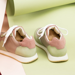 Кроссовки Code