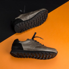 Кроссовки Code