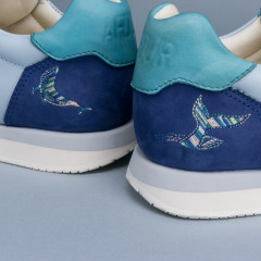 Кроссовки Code