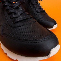 Кроссовки Code